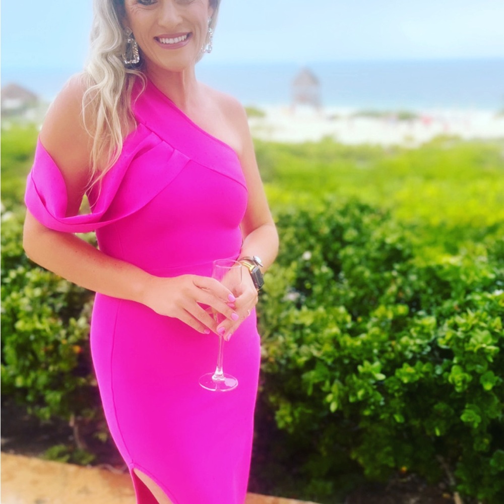 Amazon - pink bandage dress